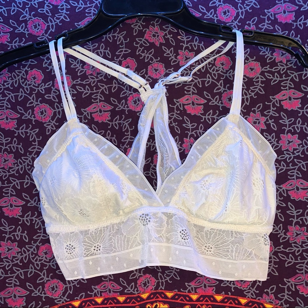 White lace aerie bralette